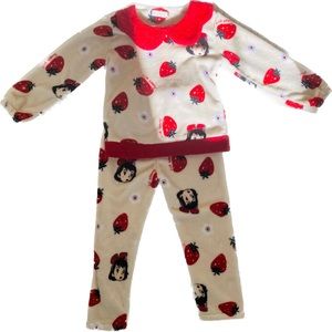 Comfy cozy pajama set, fits age 7/8